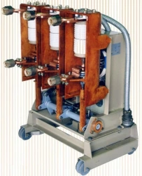 Vacuum switch with electromagnetic drive VVE-M-10-20(31,5)/630-2000 U3