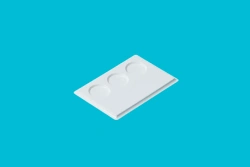 Disposable 3 well polymer immunological plate (white). Item No.: M-01