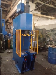 Hydraulic press with C-shaped bed PB6328