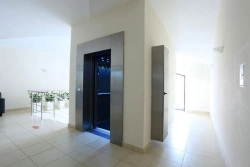 hospital lift