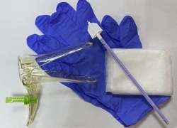Set of gynaecological articles for taking cervical and vaginal secretions disposable sterile "Femina®" with mirror "Zolot