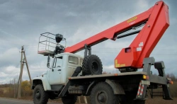 Working equipment of hoist with working platform P 180 T