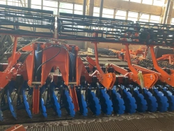 Semi-trailed disc mulcher DM-4