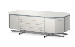Laboratory furniture: Island table