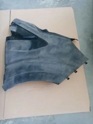 Front right wing A31R33-8403020