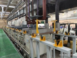 Line for chemical and electrochemical treatment, surface preparation, galvanic, chemical and anodising application