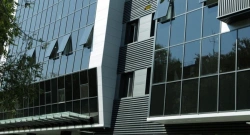 Glass with multifunctional soft coating recommended for tempering - MultiComfort?grey 20/30 SRT