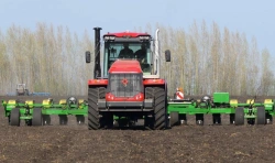 Agricultural tractor "Kirovets" K-730 Standard 3