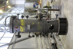 Apparatuses for purification of gas and liquid media
