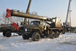 Truck crane ??-45734 modification 6929Z1-2, 6929Z1-3 (with the use of the cab ??-55732?1.92.00.000 or ??-65717?5.92.00.00.00.