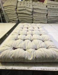 Mattresses made of blended fabrics with fillers