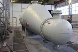 Special purpose shell-and-tube heat-exchange apparatus. Evaporators with vapour space and tube bundles thereto.