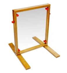 Transparent easel with mirror