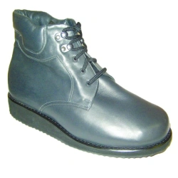 Orthopaedic footwear of complex design with insulated lining (pair): boots for men with individual parameters of manufacture