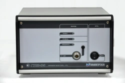 Frequency synthesiser G7M-04/3