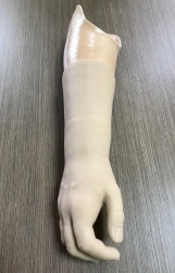 Cosmetic forearm prosthesis