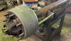 Automotive ACM trailer/semi-trailer braking axle with ABS
