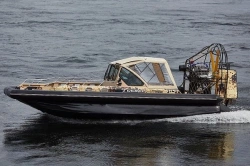 Airboat Phantom 750