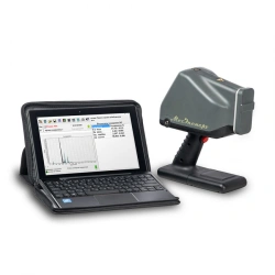 Portable X-ray fluorescence analyser MetExpert