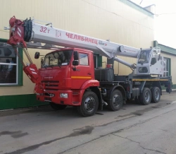 Truck crane ??-55733 of modification 6929B6-2 (using cab ??-55732?1.92.00.000 or ??-65717?5.92.00.000) on base