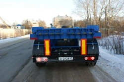 Semi-trailer 9319L1, with air suspension or spring-balanced suspension, tyres 235/75R17.5 or 385/65.