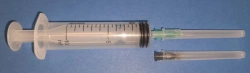 Injection syringe three-component single use sterile type "Luer" with nominal capacity of 10 ml with two needles