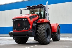 Wheeled agricultural tractor Kirovets type K-7M variant K-746M
