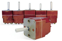 Sealed four-position switch with three push and one flip positions P3NPG-15(K)