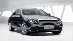 Mercedes-Benz E 220d 4MATIC car