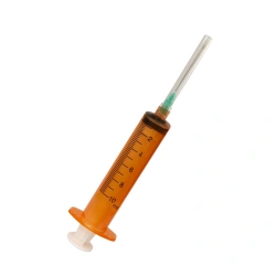 Single-use three-detail sterile injecting syringe with Luer-Lok tip, light-protective, 10 ml capacity with an injection needle.