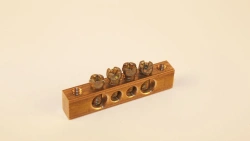 Earthing busbar