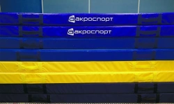 Landing mat, thickness 20 cm