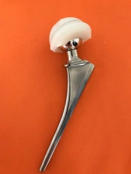 Total hip arthroplasty "ARTUS" with instruments for implantation according to TU 32.50.22-002-28606307-2018 for cementless hip j