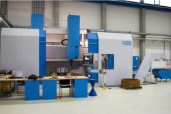 CNC lathe-carousel machine model 1A532LMF3.SM