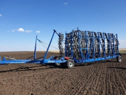 Harrowing hydraulic harrow hitch SBG-18-2 with harrows BZT