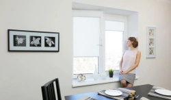Roller blinds INTEGRA BOX 130x65cm