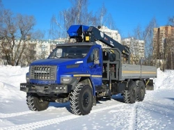 Special purpose vehicle with hydraulic loading crane of MKMA type on the basis of URAL 4320 and its modifications U0K05N-4L200