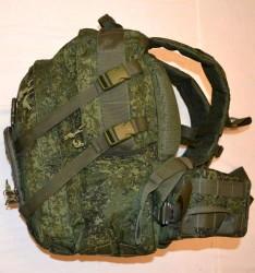 Special rucksack (25l) with camouflage cover