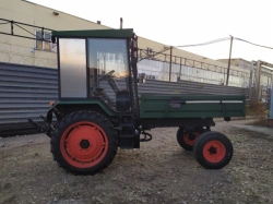 Self-propelled multifunctional chassis (wheeled tractor) with hydrostatic transmission SHSMG "UNIVERSAL" SHSMG.00.000