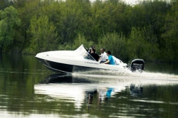 BESTER-480A combi motorboat