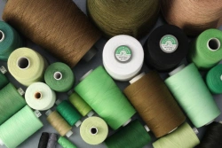 Synthetic reinforced sewing threads with polyester braid 45LL