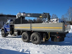 Special purpose vehicle with hydraulic loading crane of KMA type on the basis of URAL 4320 and its modifications U0K01N-4L200