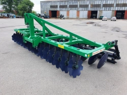 4,5x2H mounted disc harrow with roller