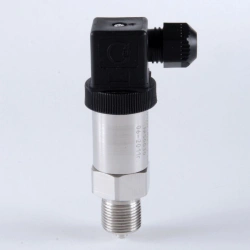 Small-size O2 overpressure transmitter
