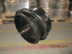 167.3891.3101012-61 Disc wheel