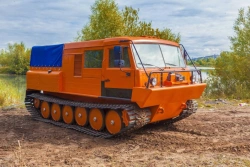 Tracked snowmobiler TTM-3903GR