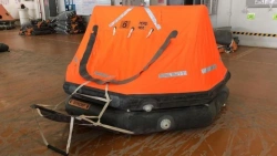 Salvage inflatable life raft of the dropable type for sea-going vessels PSN-6MKM