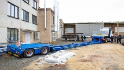 Specialised semi-trailer heavy hauler 98522 in modifications 985221, 985222, 985223, 985224, 985225, 985226, 985227 variant with
