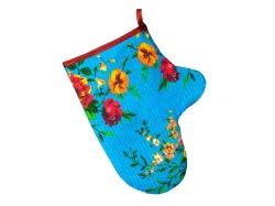 Waffle mittens, model 2, labelled "Legend"