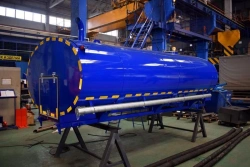 Tank for food liquids